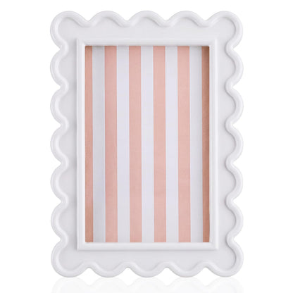 AceOrbit 4x6 Inches Light Green Flower Wavy Scalloped Picture Frame Cute
