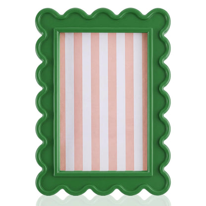 AceOrbit 4x6 Inches Light Green Flower Wavy Scalloped Picture Frame Cute