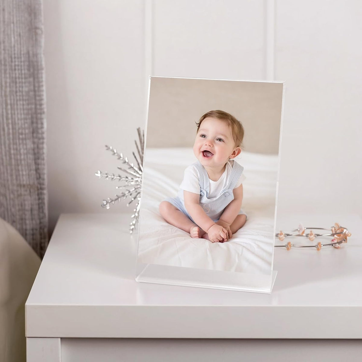 Lechay 8 Pcs 4x6 Inch Clear Acrylic Photo Frame Scratch-Resistant & Multi-Scene Styling Frame Display Pictures for Home,School,office Clear Memories