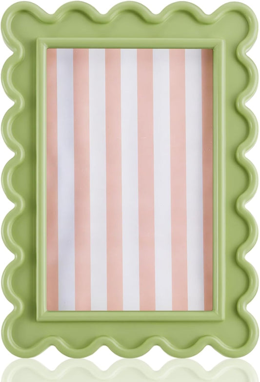 AceOrbit 4x6 Inches Light Green Flower Wavy Scalloped Picture Frame Cute