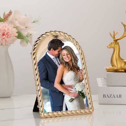 4x6‘’ Gold Arched Picture Frame,Tempered Real Glass Photo Frame with Premium Velvet Backing,for Tabletop & Shelf Display Decorative Frame for Home Office Decor