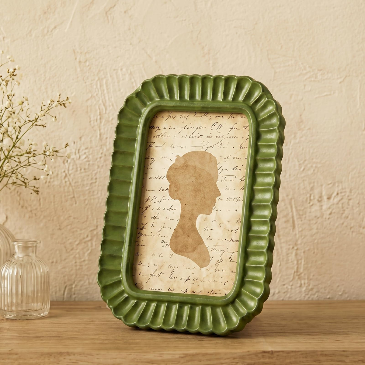 AceOrbit 4x6 Inch Gold Petal Arched Picture Frame Vintage Scalloped