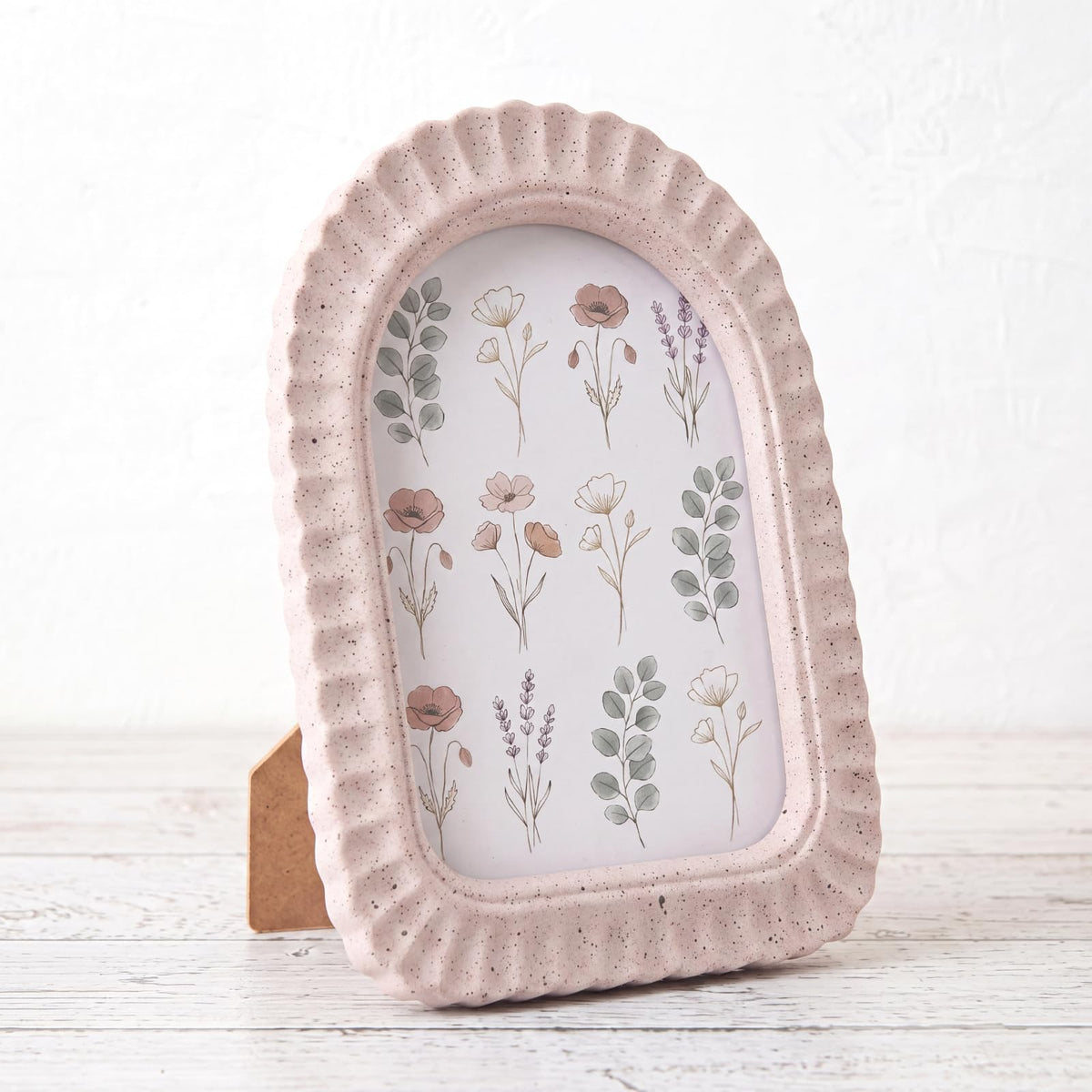 AceOrbit 4x6 Inch Gold Petal Arched Picture Frame Vintage Scalloped