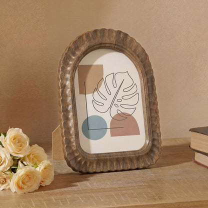 AceOrbit 4x6 Inch Gold Petal Arched Picture Frame Vintage Scalloped