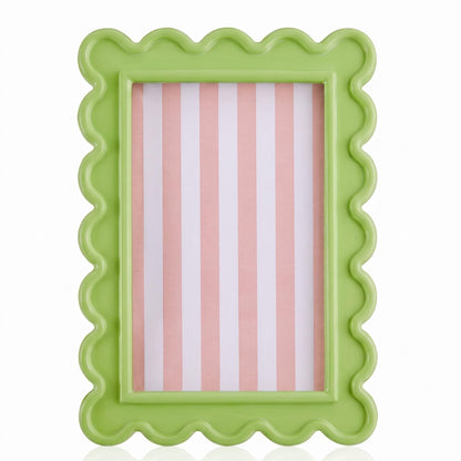 AceOrbit 4x6 Inches Light Green Flower Wavy Scalloped Picture Frame Cute