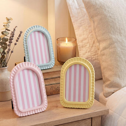 AceOrbit 3 Pcs 4x6 Inch Petal Arched Picture Frame Cute Scalloped